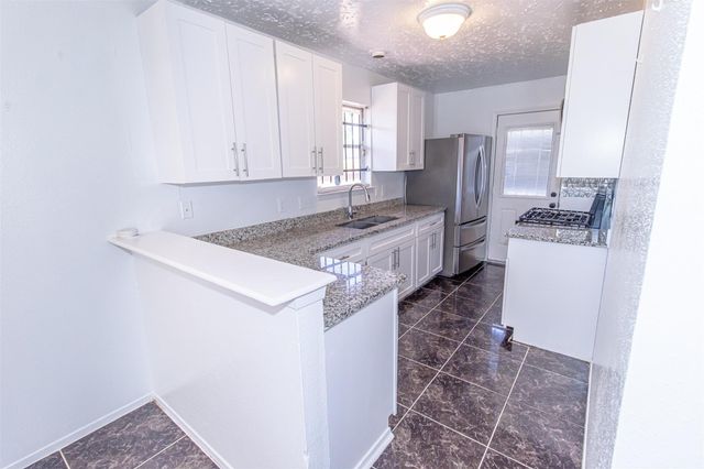 918 Littleport Lane, Channelview, TX 77530