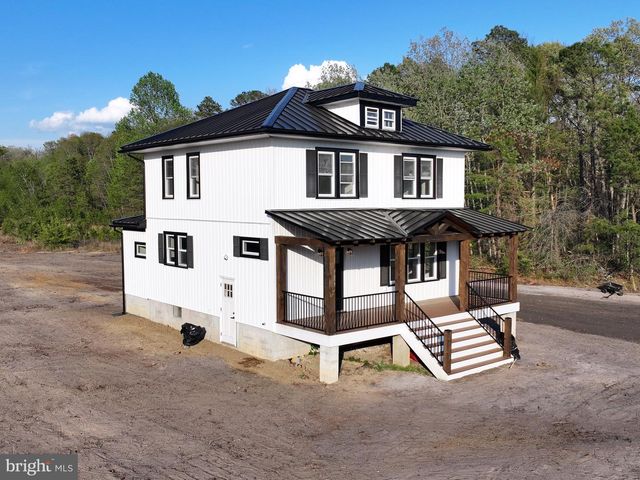 711 TUCKAHOE ROAD, Vineland, NJ 08360