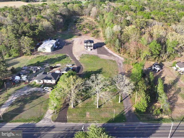 711 TUCKAHOE ROAD, Vineland, NJ 08360