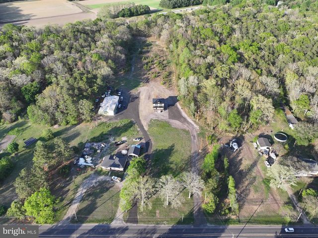 711 TUCKAHOE ROAD, Vineland, NJ 08360