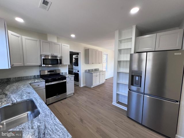 711 TUCKAHOE ROAD, Vineland, NJ 08360