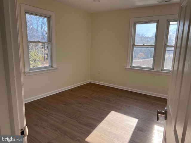 711 TUCKAHOE ROAD, Vineland, NJ 08360