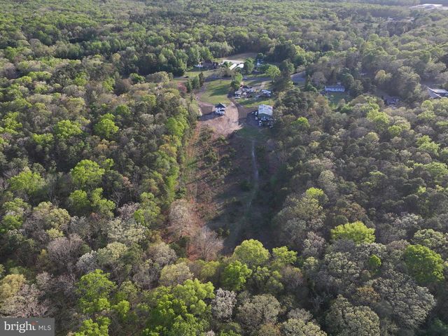 711 TUCKAHOE ROAD, Vineland, NJ 08360