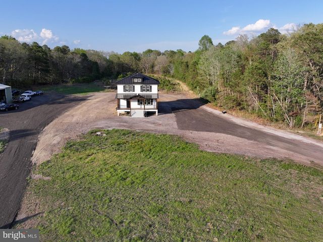711 TUCKAHOE ROAD, Vineland, NJ 08360