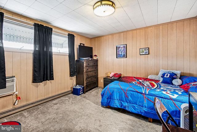 30 S WALNUT ST, Mount Carmel, PA 17851