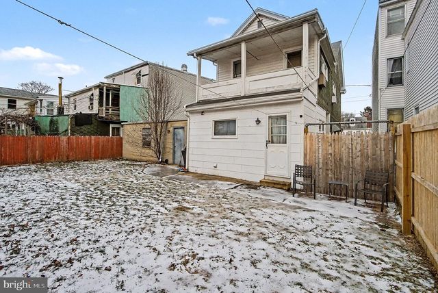 30 S WALNUT ST, Mount Carmel, PA 17851