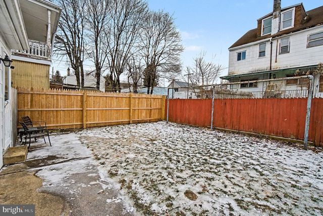 30 S WALNUT ST, Mount Carmel, PA 17851