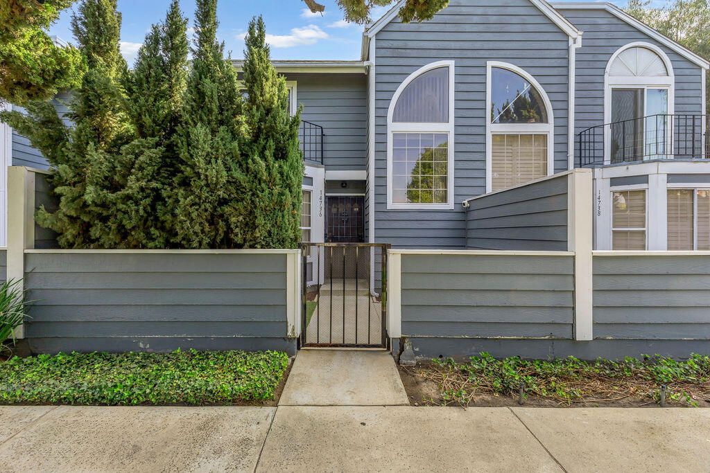 14736 Pioneer Boulevard, Norwalk, CA 90650