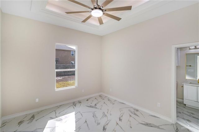 2412 Sabinal Avenue, Hidalgo, TX 78503