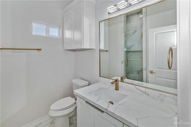 2412 Sabinal Avenue, Hidalgo, TX 78503