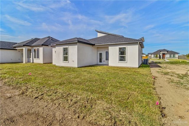 2412 Sabinal Avenue, Hidalgo, TX 78503