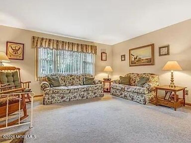 1004 Woodlane Road, Jackson, NJ 08527