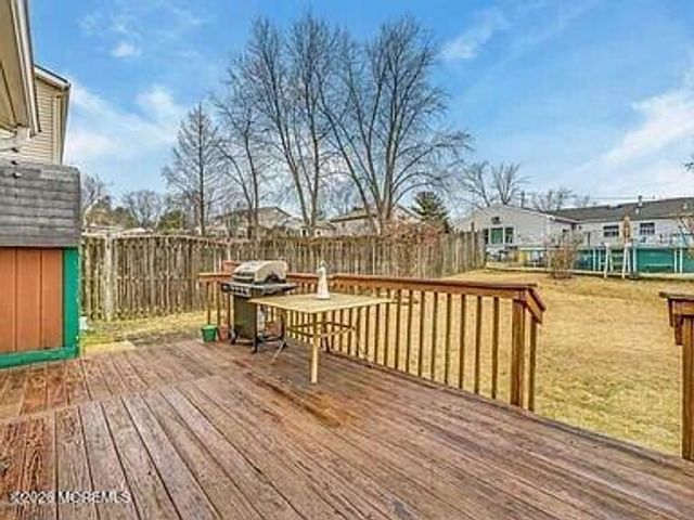 1004 Woodlane Road, Jackson, NJ 08527