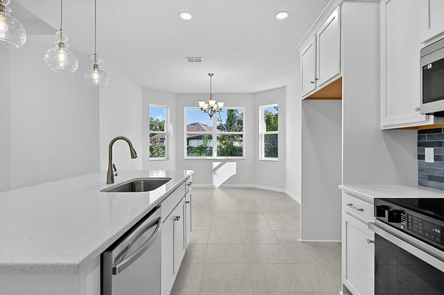 10 Persimmon, Palm Coast, FL 32164