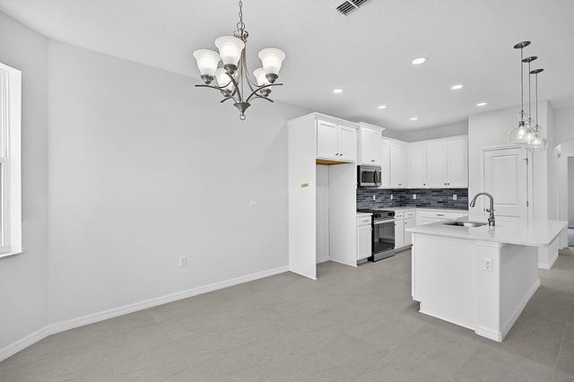 10 Persimmon, Palm Coast, FL 32164