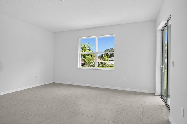 10 Persimmon, Palm Coast, FL 32164