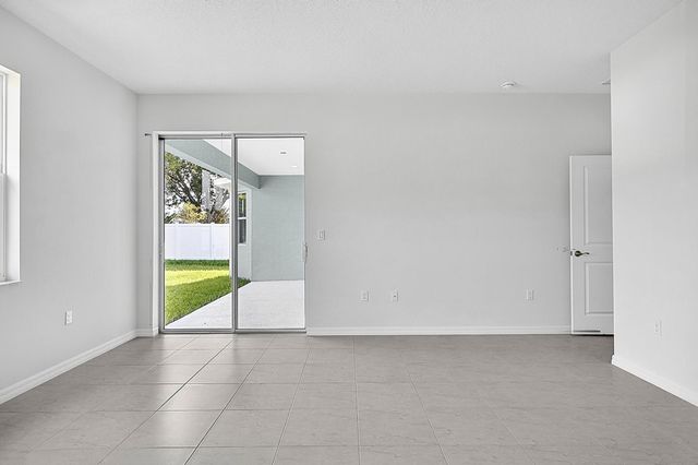 10 Persimmon, Palm Coast, FL 32164