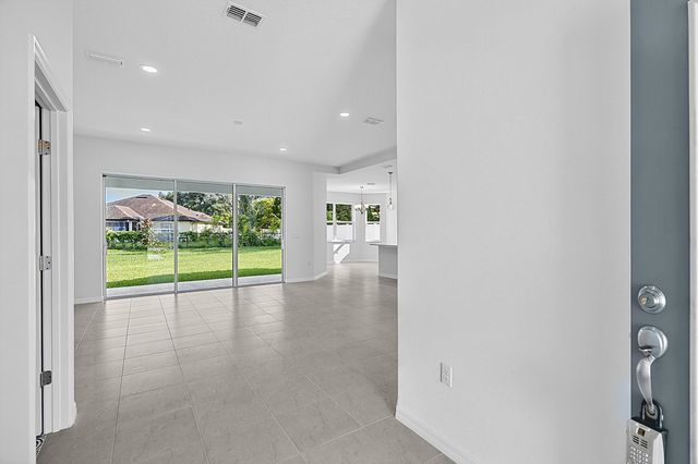10 Persimmon, Palm Coast, FL 32164