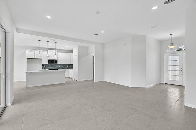 10 Persimmon, Palm Coast, FL 32164