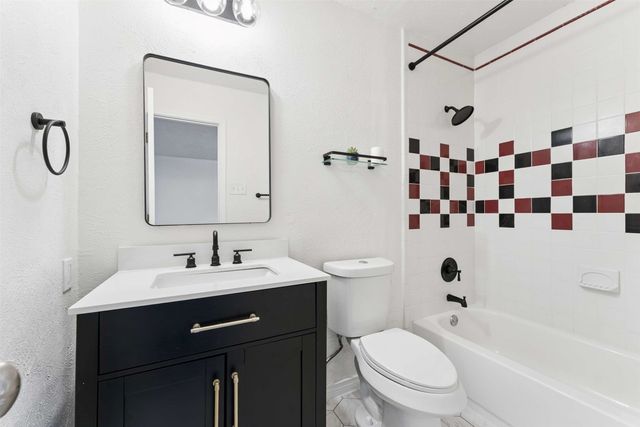 4813 Arbor Glen Road, The Colony, TX 75056