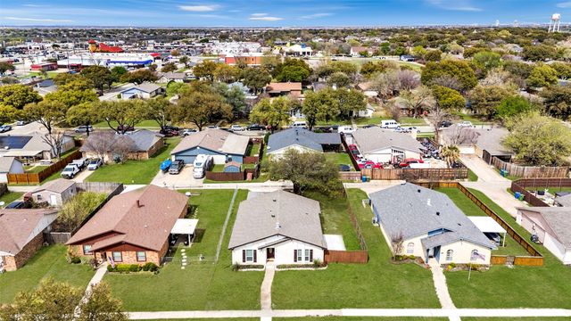 4813 Arbor Glen Road, The Colony, TX 75056