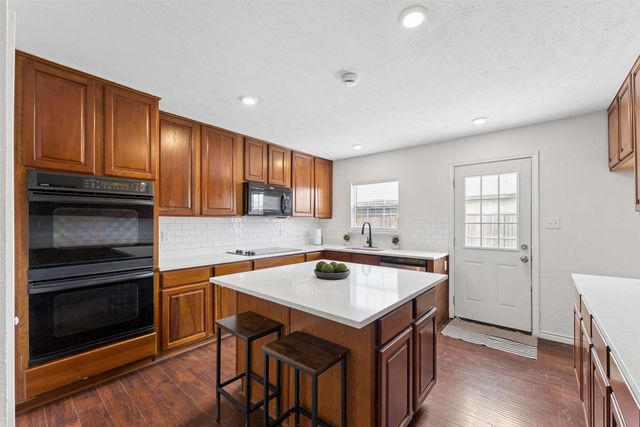 4813 Arbor Glen Road, The Colony, TX 75056