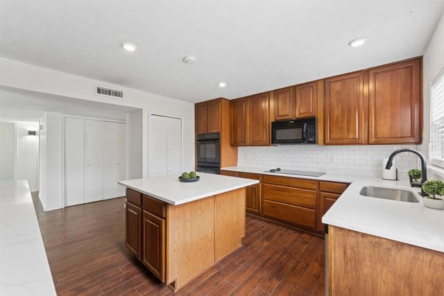 4813 Arbor Glen Road, The Colony, TX 75056