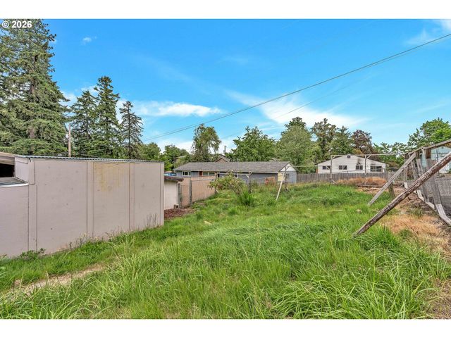 14012 Se RUPERT Dr, Milwaukie, OR 97267