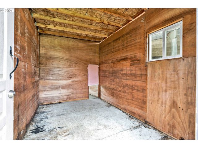 14012 Se RUPERT Dr, Milwaukie, OR 97267
