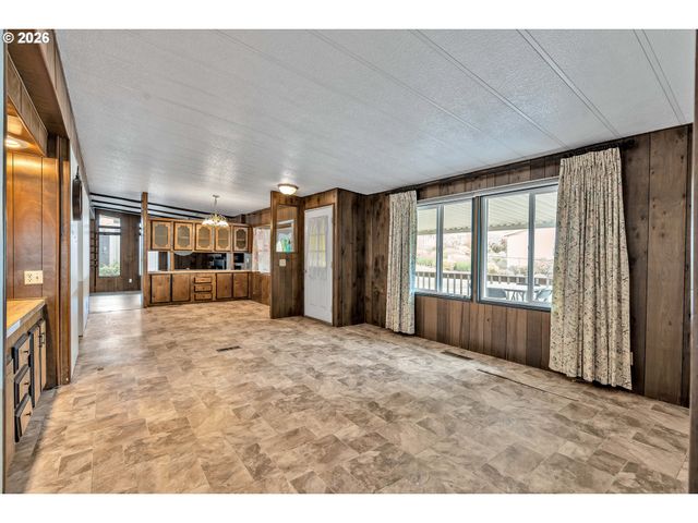 14012 Se RUPERT Dr, Milwaukie, OR 97267