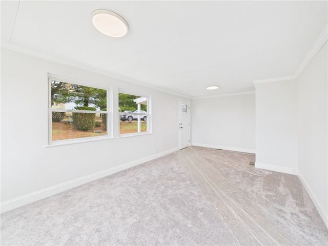 909 1st St, Menallen Twp, PA 15468