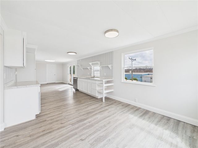 909 1st St, Menallen Twp, PA 15468