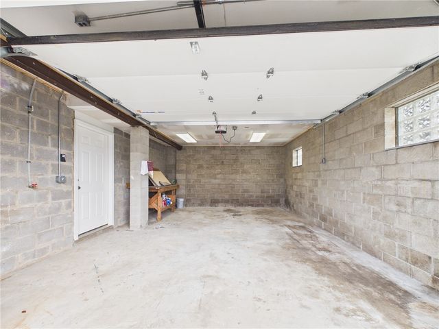 909 1st St, Menallen Twp, PA 15468