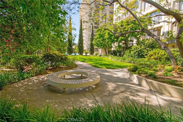 2170 Century Park East E, Los Angeles, CA 90067