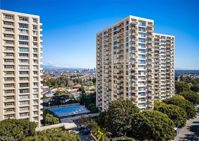 2170 Century Park East E, Los Angeles, CA 90067