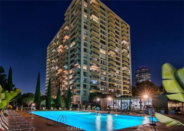 2170 Century Park East E, Los Angeles, CA 90067