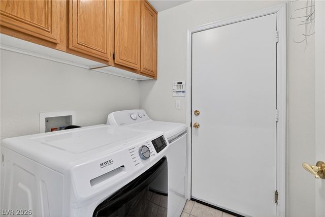 3169 Castle Canyon Avenue, Henderson, NV 89052