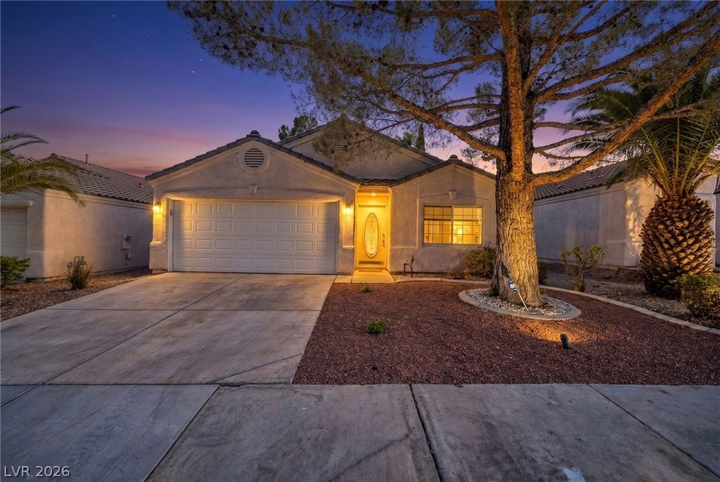 3169 Castle Canyon Avenue, Henderson, NV 89052