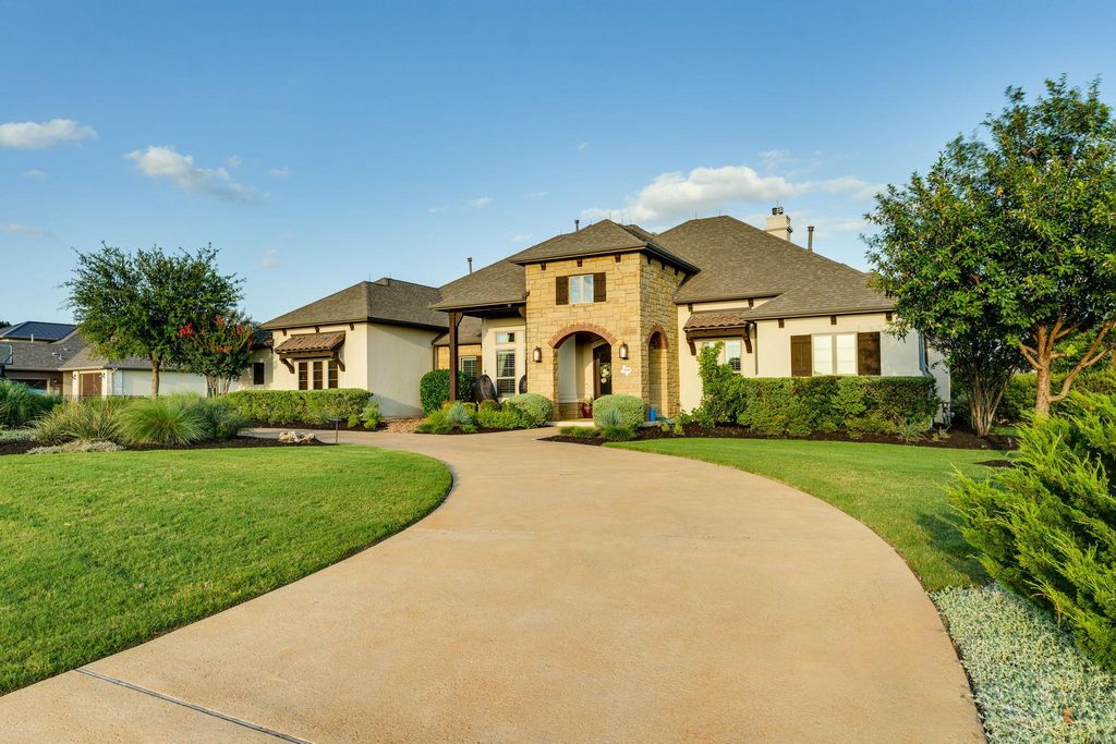 2800 Crystal Falls PKWY, Leander, TX 78641