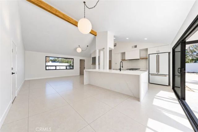 1033 E Via Escuela, Palm Springs, CA 92262