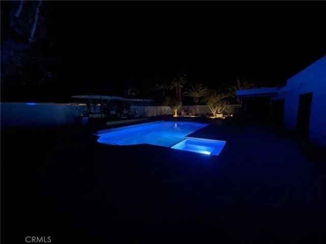 1033 E Via Escuela, Palm Springs, CA 92262