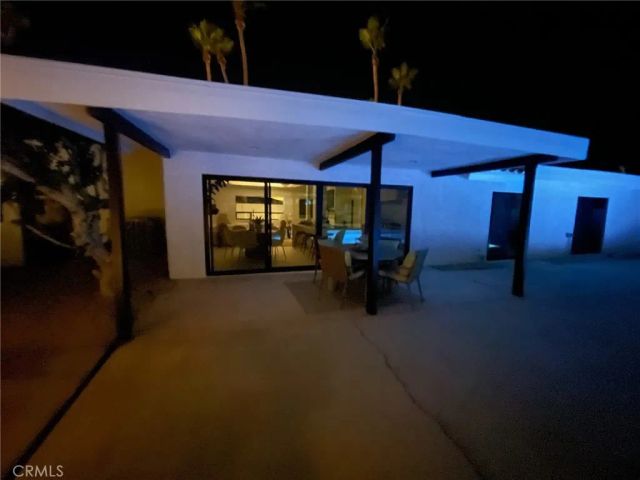1033 E Via Escuela, Palm Springs, CA 92262