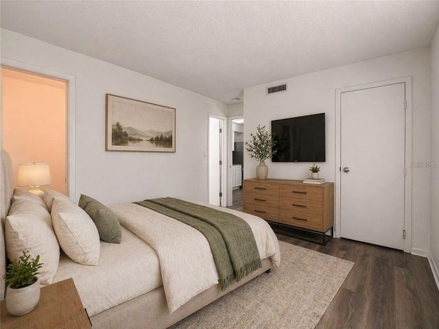 4215 E BAY DRIVE 1701B, Clearwater, FL 33764