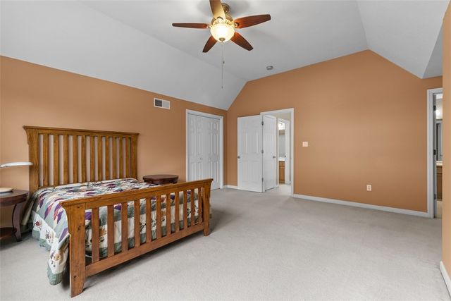 306 Woodcrest Dr, North Fayette, PA 15108