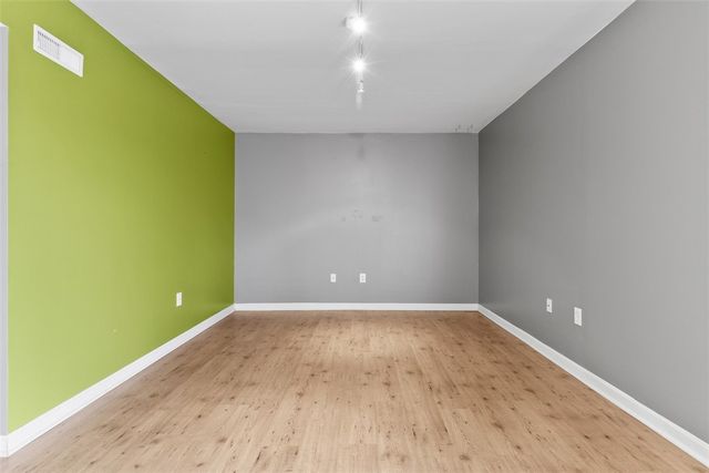 306 Woodcrest Dr, North Fayette, PA 15108