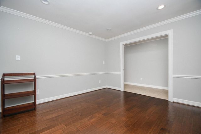 5422 Rutherglenn Drive, Houston, TX 77096