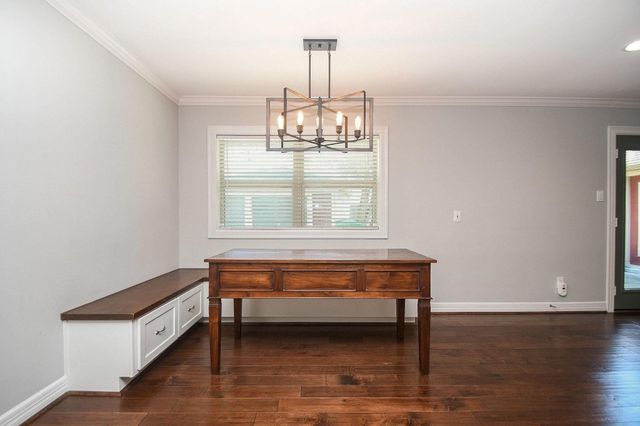 5422 Rutherglenn Drive, Houston, TX 77096