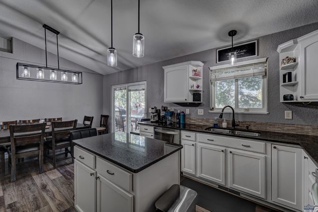 2917 BENJAMIN, Rapid City, SD 57703