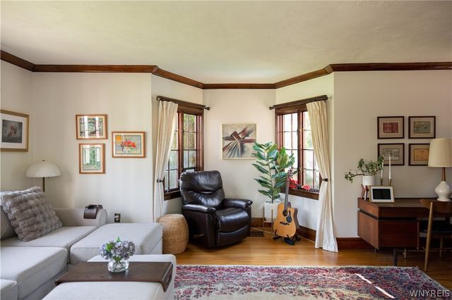 942 Harrison Avenue, Niagara Falls, NY 14305