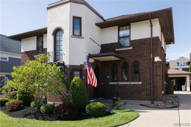 942 Harrison Avenue, Niagara Falls, NY 14305